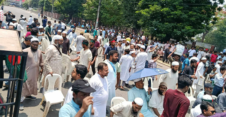 যমুনার সামনে থেকে সরে এলেন আন্দোলনকারীরা