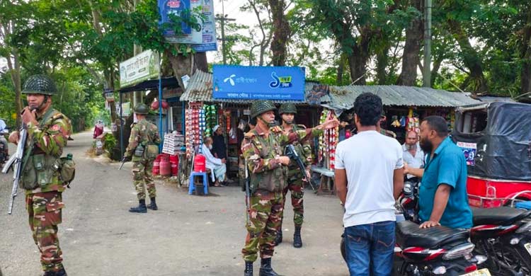 ৭ দিনে সেনাবাহিনীর অভিযানে গ্রেফতার ২০০, অস্ত্র-বোমা উদ্ধার