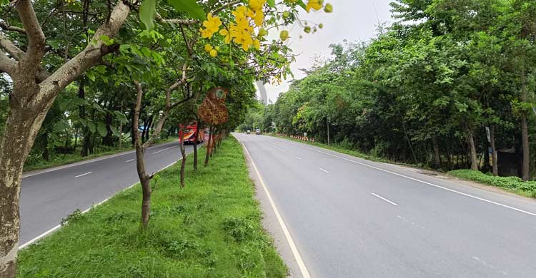 সুনসান ঢাকা-চট্টগ্রাম মহাসড়ক