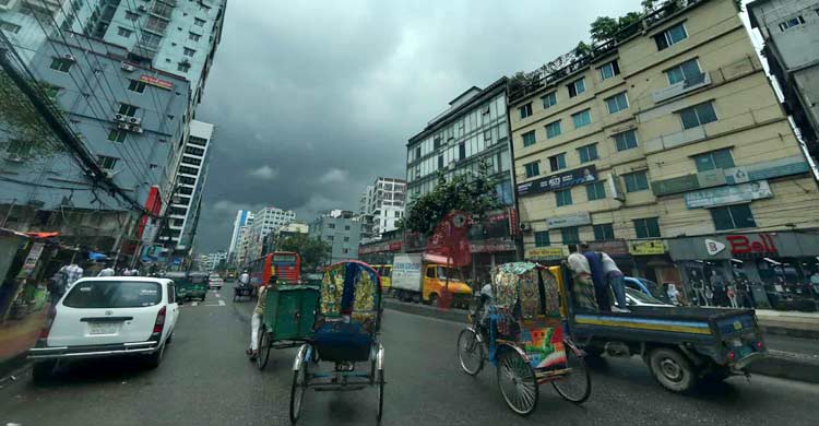 ঢাকায় থেমে থেমে বৃষ্টি, কমতে পারে বিকেলে