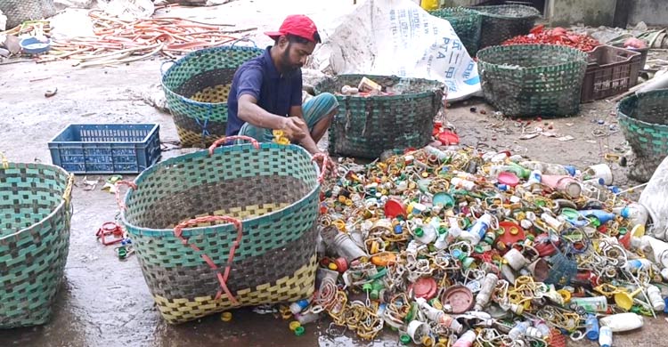 উদ্যোক্তা সংকটে ধুঁকছে লালমনিরহাটের বিসিক
