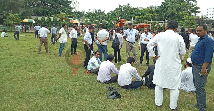 ক্লাসে নেই শিক্ষার্থীরা মাঠে নেই কোলাহল, বাজেনি ক্লাস শুরুর ঘণ্টা