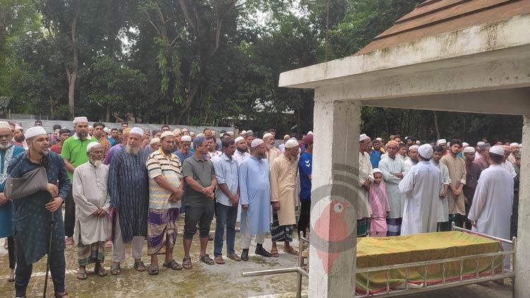 চিরনিদ্রায় শায়িত ছোট্ট রাইসা মনি, কাঁদছে পুরো গ্রাম