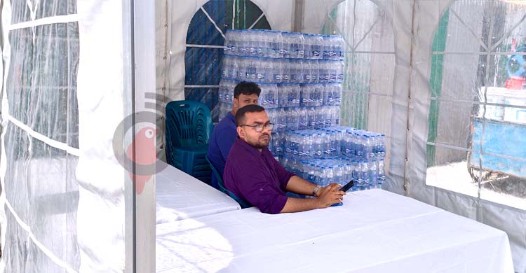 ছাত্রদলের সমাবেশে নেতাকর্মীদের চিকিৎসাসেবা দিতে বুথ