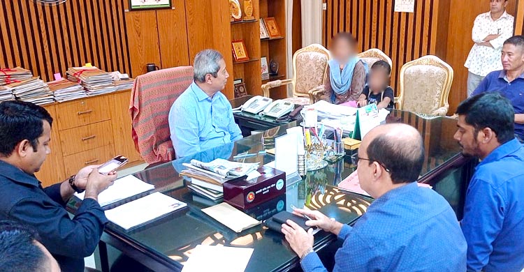 বিক্রির জন্য বাজারে আনা সেই শিশুর ঠাঁই হলো শিশু পরিবারে