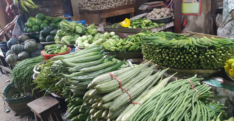 চট্টগ্রামে সবজির দাম নিম্নমুখী