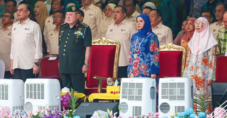 লাখো মানুষের অংশগ্রহণে মালয়েশিয়ার ৬৮তম স্বাধীনতা দিবস উদযাপন