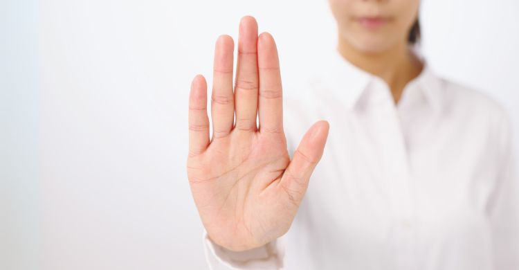 জীবনের পথেও আছে স্টপ সাইন, বিরতি নেবেন যে কারণে