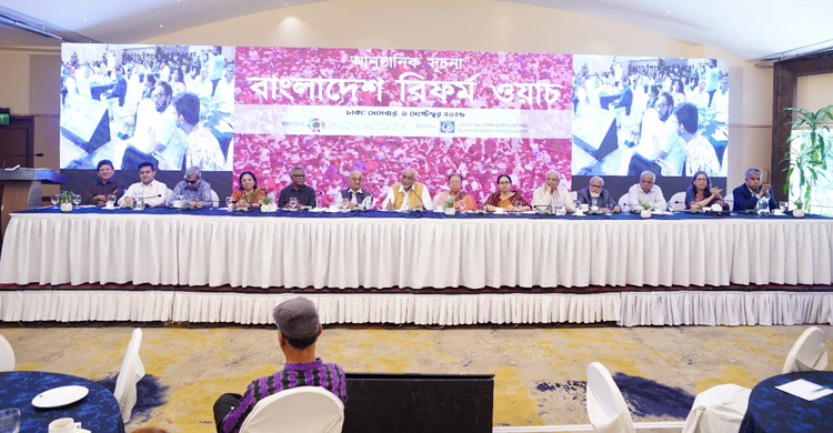 দেশের ওপর ঝড় বয়ে যাচ্ছে, সরকার কি পথ হারিয়েছে