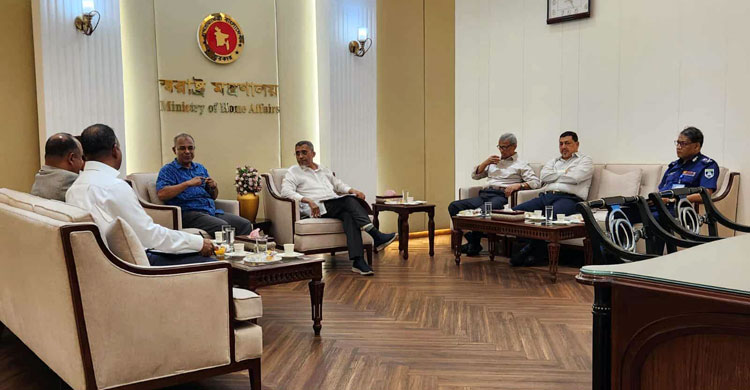  লুৎফুজ্জামান বাবর