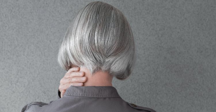 পাকা চুল আপনাকে রক্ষা করতে পারে ক্যানসার থেকে