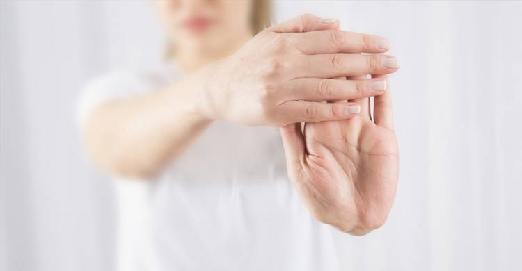 মোবাইল ব্যবহারে আঙুলে ব্যথা, ৫ সহজ ব্যায়াম