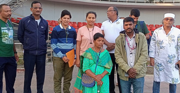 ১১ বছর নিখোঁজ থাকার পর ভারত থেকে ফিরলেন শান্তনা