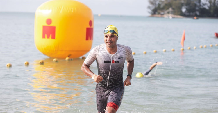 দুই ব্যাংক কর্মকর্তার অদম্য ইচ্ছাশক্তির গল্প