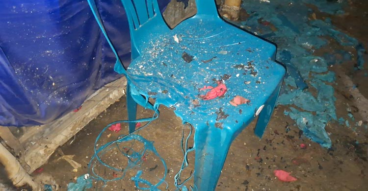 বাগেরহাটে রাতের আঁধারে বিএনপির অফিসে আগুন