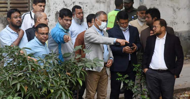 ডেঙ্গু নিয়ন্ত্রণে ধানমন্ডিতে মশক নিধন অভিযান দক্ষিণ সিটির