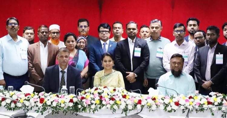 বর্জ্য ও দূষণমুক্ত শহর গড়তে সিটি কর্মকর্তাদের দায়িত্বশীল হতে হবে