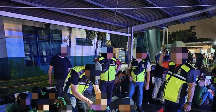 মালয়েশিয়ার দুই রাজ্যে সাঁড়াশি অভিযানে ৭২ বাংলাদেশি আটক