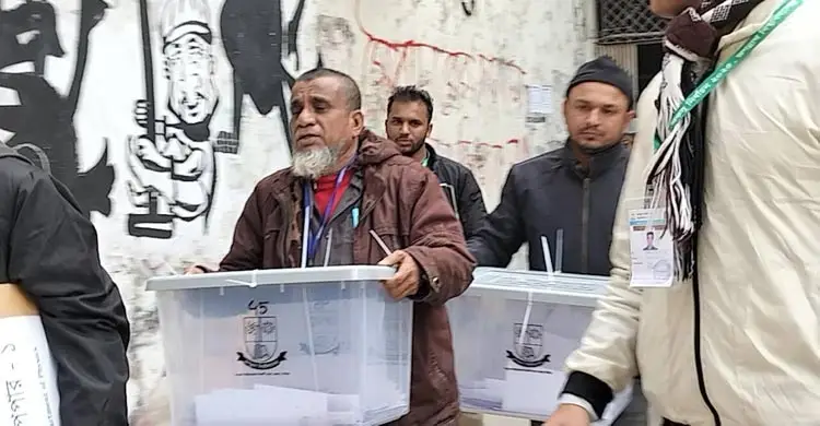 জকসুতে ভোট শেষ, ফলাফলের অপেক্ষা