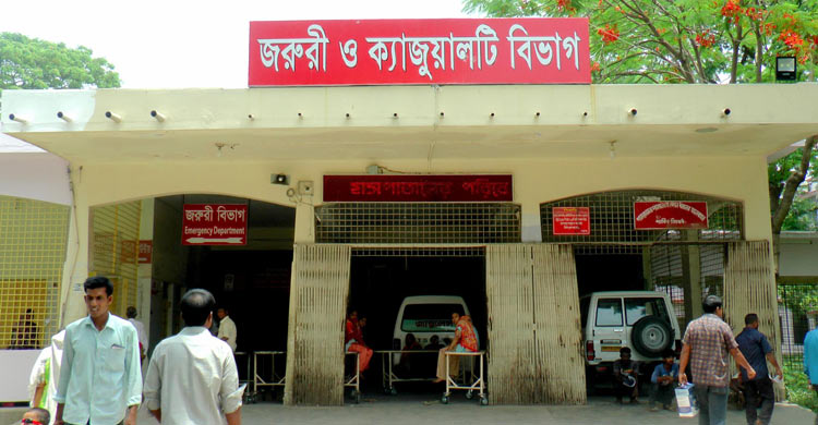 রোগীর চাপে হিমশিম রাজশাহী বিভাগের সরকারি হাসপাতালগুলো