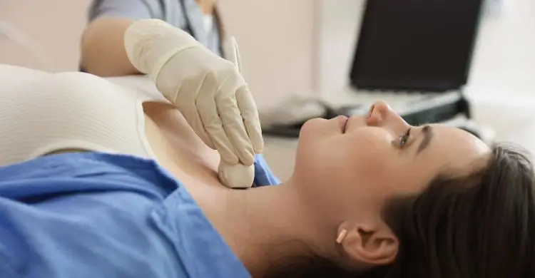 থাইরয়েডের সমস্যায় শরীর যেসব সংকেত দেয়