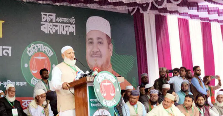 যাদের কারণে দেশের আসার সুযোগ পেয়েছেন