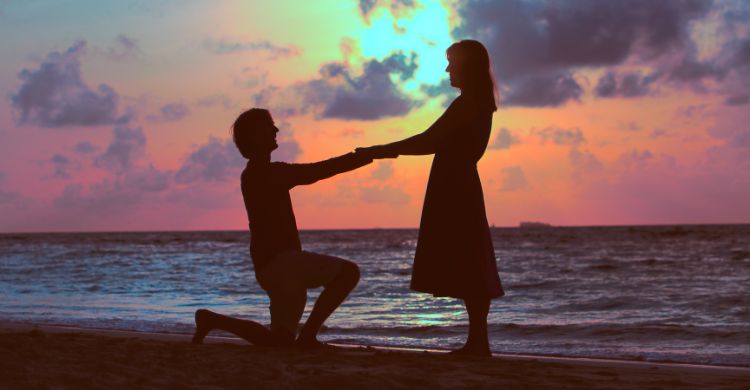 অনেকদিনের প্রেমেও কি প্রপোজ করা জরুরি