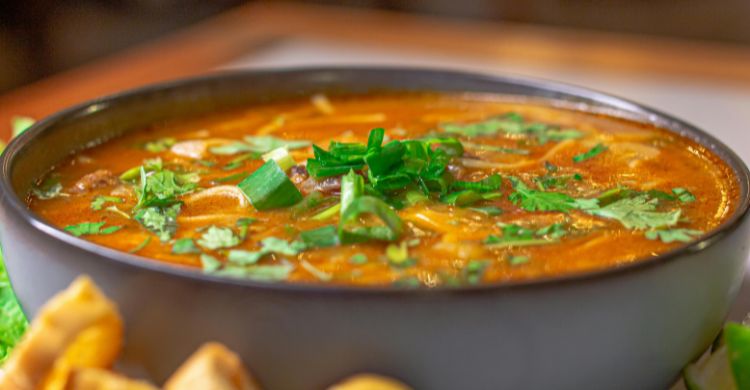 আপনি কি ধনিয়া পাতার গন্ধ সহ্য করতে পারেন না? জানুন কারণ