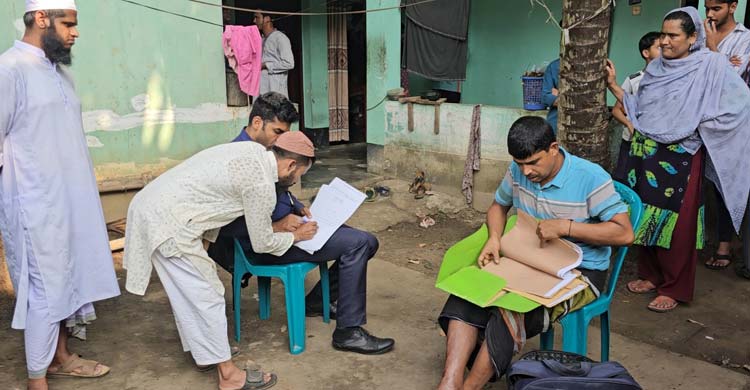 দুর্গন্ধের উৎস খুঁজতে গিয়ে মিললো নারীর খণ্ডিত মরদেহ