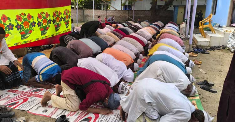 চাঁদপুরসহ আজ যেসব জেলায় উদযাপন হচ্ছে ঈদ