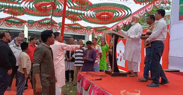 বিএনপি-আওয়ামী লীগপন্থি মুক্তিযোদ্ধাদের মধ্যে হট্টগোল, অনুষ্ঠান পণ্ড