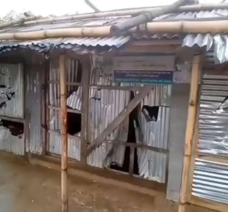 ফেসবুক পোস্টের কমেন্ট নিয়ে দু&rsquo;পক্ষের সংঘর্ষ, আহত ২০