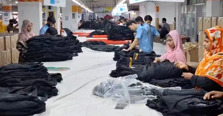 আশুলিয়ার শিল্পখাতে তেলের হাহাকার, রেশনিং পদ্ধতি চান ব্যবসায়ীরা