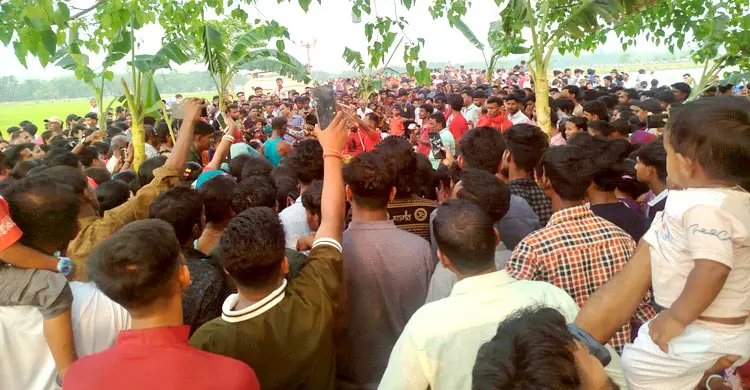 কমলগঞ্জে দুইশ বছরের ঐতিহ্যবাহী চড়ক পূজা ও মেলা শুরু