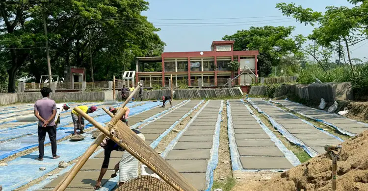 পাউবোর ফেরো সিমেন্ট স্ল্যাব নির্মাণে অনিয়মের অভিযোগ