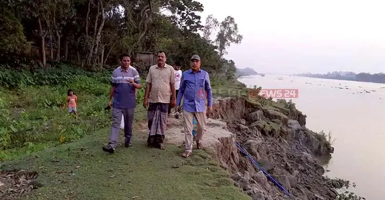 কালনী-কুশিয়ারার পেটে যাচ্ছে শত বছরের জনপদ