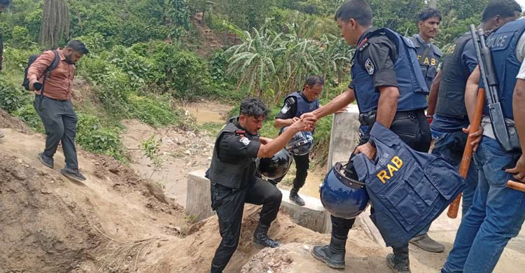 জঙ্গল সলিমপুরে রাষ্ট্রের ভেতর রাষ্ট্র হতে দেওয়া হবে না: এসপি মাসুদ