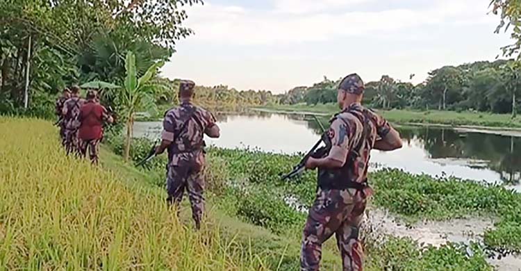 পুশ-ইন ঠেকাতে বেনাপোল সীমান্তে অতিরিক্ত বিজিবি মোতায়েন