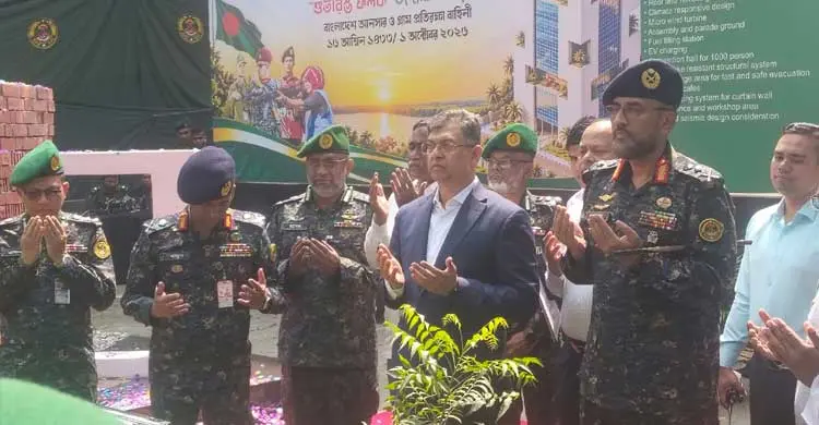 রাজধানীর তেজগাঁও বাংলাদেশ আনসার ও গ্রাম প্রতিরক্ষা বাহিনীর নতুন সদর দপ্তরে ‘শুভারম্ভ ফলক’ উন্মোচন অনুষ্ঠানে স্বরাষ্ট্রমন্ত্রী সালাহউদ্দিন আহমদ/ছবি: জাগো নিউজ