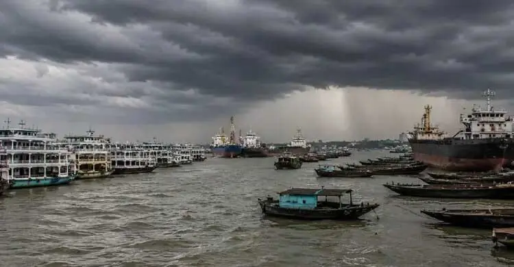 দেশের ১৫ অঞ্চলে বজ্রসহ বৃষ্টির আভাস