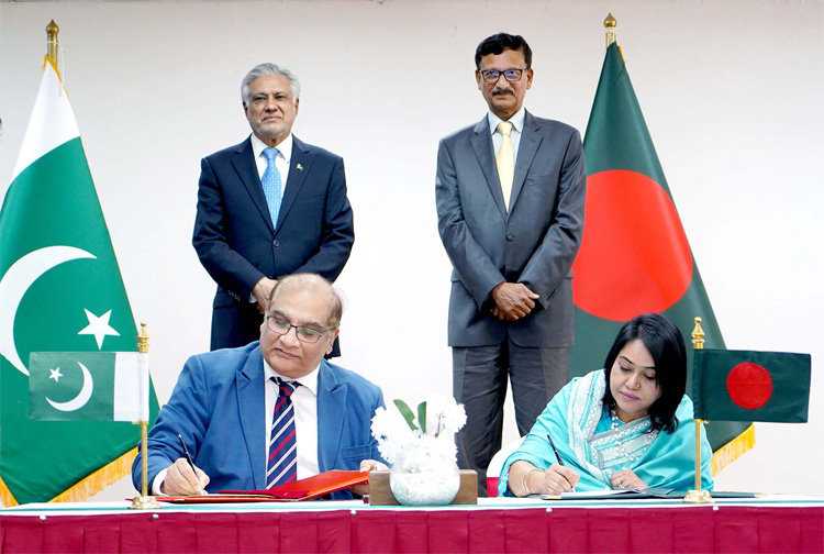 কতদূর এগোবে বাংলাদেশ-পাকিস্তান সম্পর্ক?