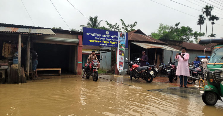 শেরপুরে কমতে শুরু করেছে নদ-নদীর পানি