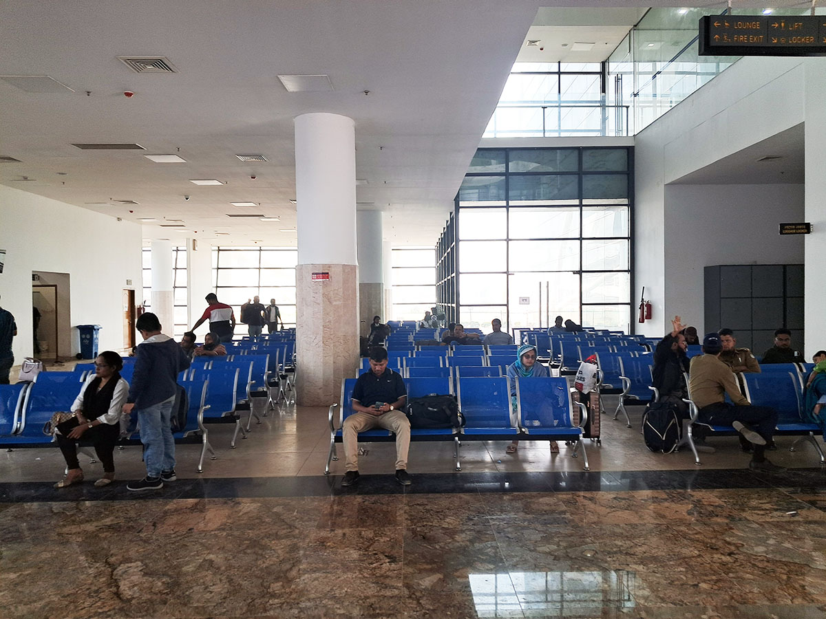 বসন্ত, ভালবাসা ও কক্সবাজার এক্সপ্রেস