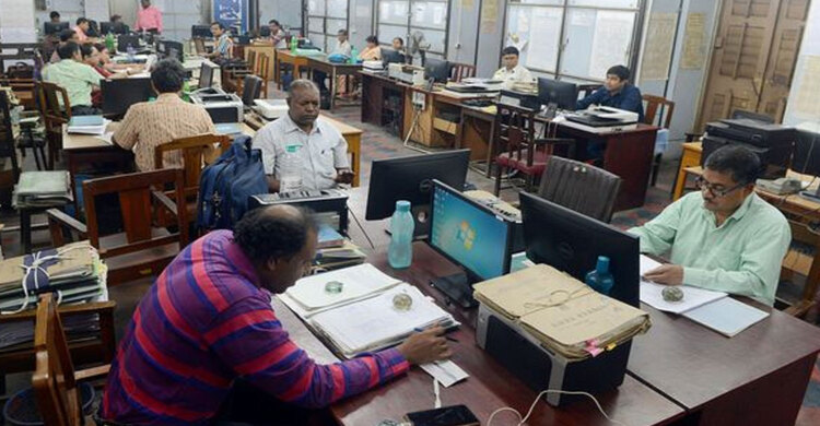 আজ থেকে নতুন সময়ে চলবে সরকারি অফিস-আদালত-ব্যাংক