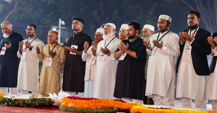 প্রথমবারের মতো শহীদ মিনারে জামায়াত আমির, জানালেন শ্রদ্ধা