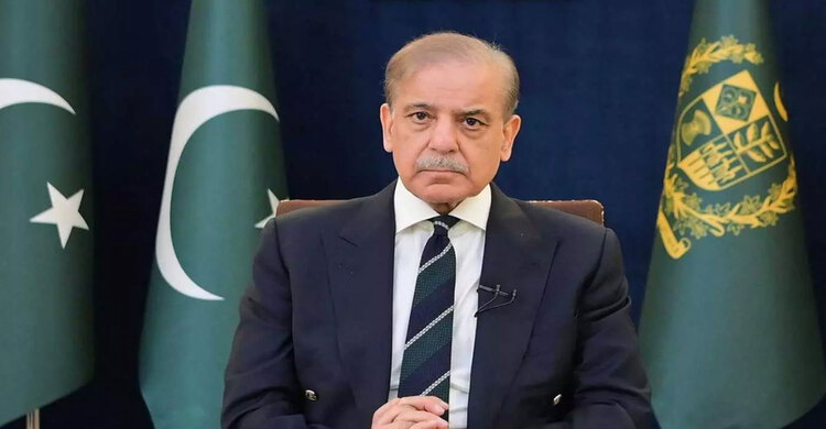 বাংলাদেশকে বাদ দেওয়ায় ভারতের বিরুদ্ধে ম্যাচ বয়কটের সিদ্ধান্ত নিয়েছি পাকিস্তানের প্রধানমন্ত্রী