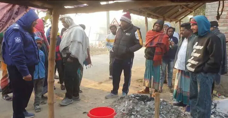 মেহেরপুরে বিএনপির নির্বাচনি অফিসের পাশে বোমা সদৃশ বস্তু উদ্ধার