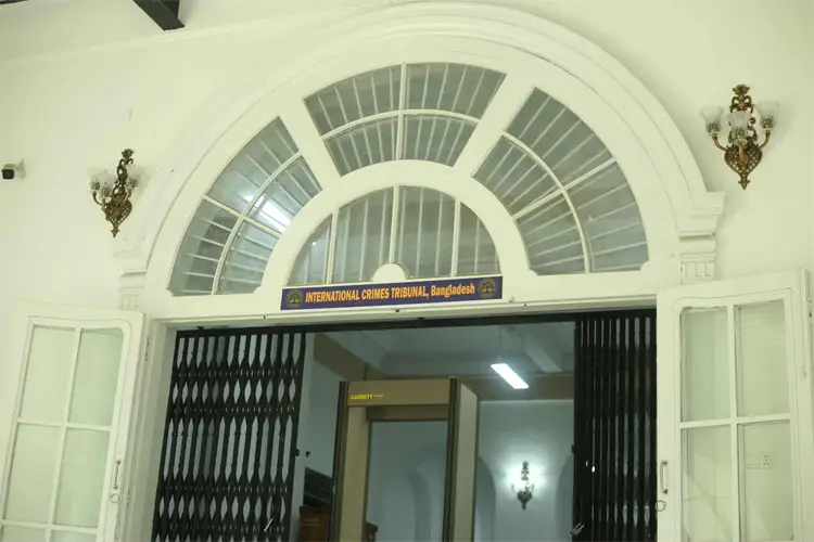 অপরাধের ধরন অনুযায়ী পৃথক মামলায় যুক্ত হচ্ছেন আসামিরা