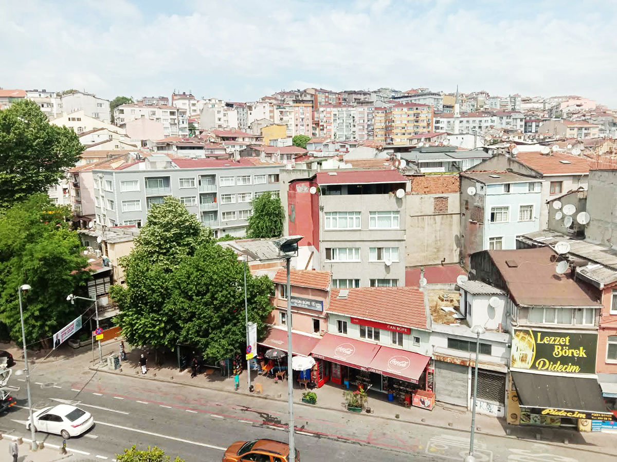 স্বর্ণালি আলোয় মোড়া এক নগরী ইস্তাম্বুল