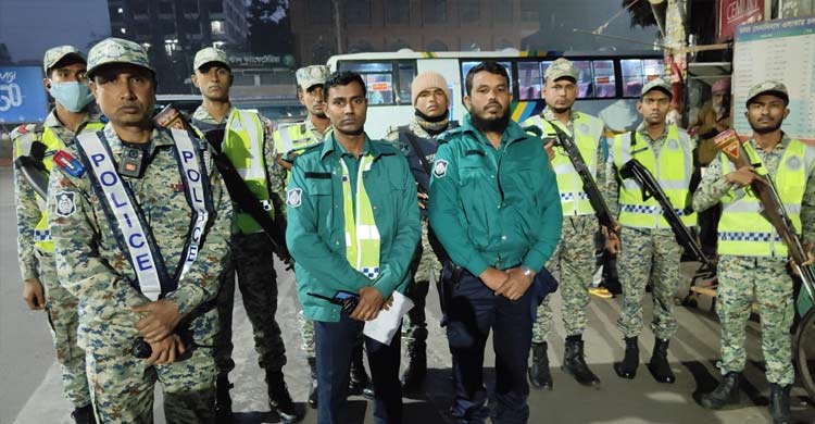 রাজধানীজুড়ে পুলিশের ৫৫০ টহল টিম, ২৪ ঘণ্টায় গ্রেফতার ২৫৬